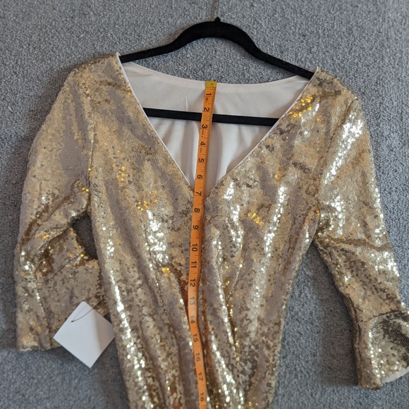 Lulu's gold shimmer sequin mini dress | Size medium (fits small!) โจ - Picture 15 of 16